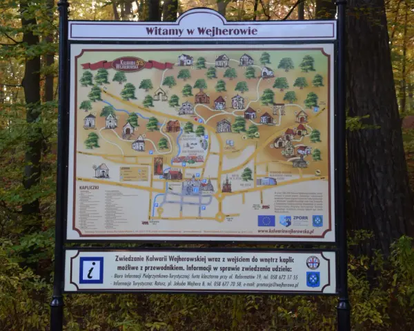 Mapa Kalwarii Wejherowskiej z zaznaczonymi kapliczkami, kościołami i innymi obiektami. Zaplanuj zwiedzanie tego wyjątkowego miejsca.